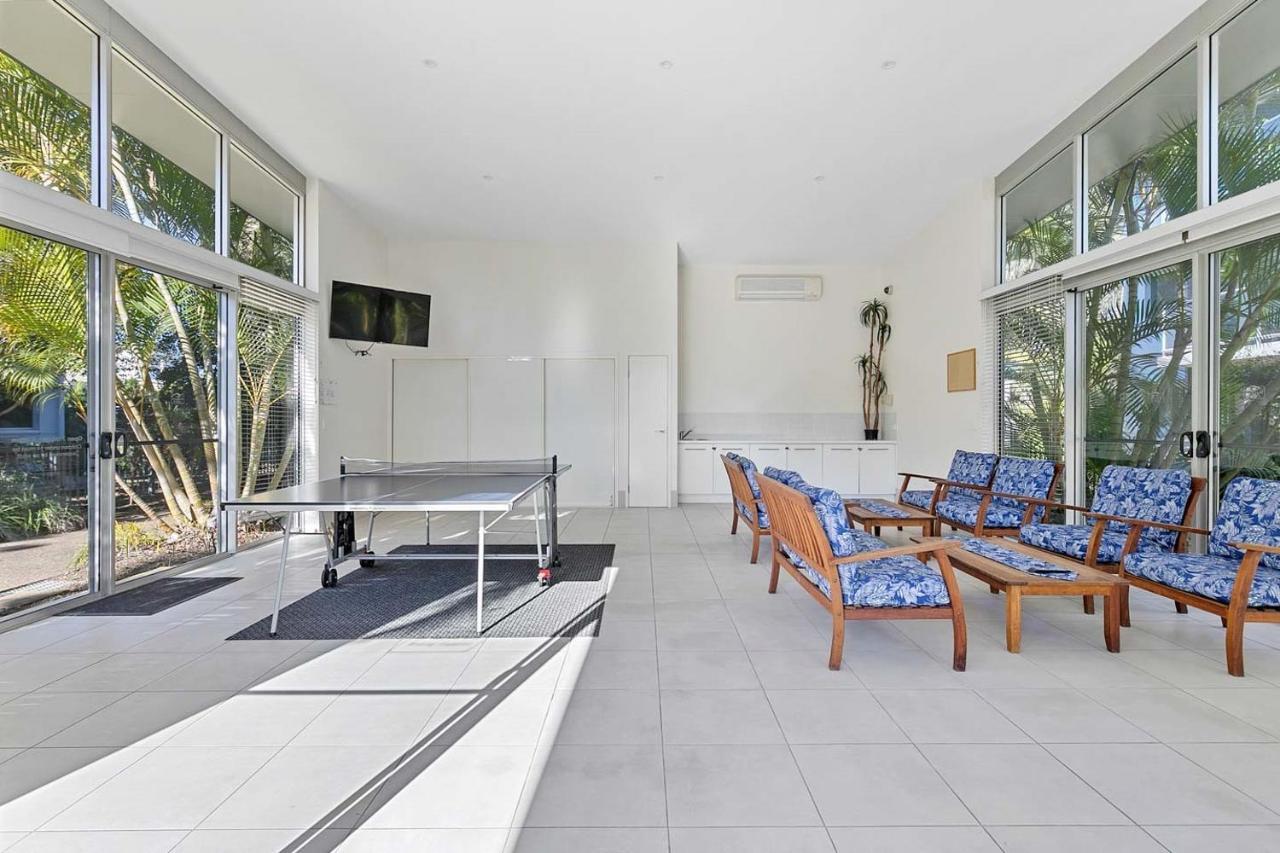 Ramada Encore By Wyndham Whale Cove Hervey Bay Exterior foto