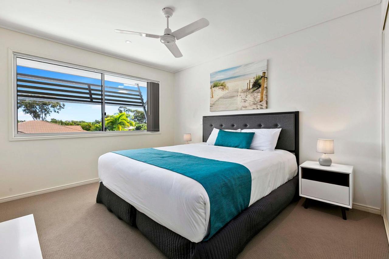 Ramada Encore By Wyndham Whale Cove Hervey Bay Exterior foto